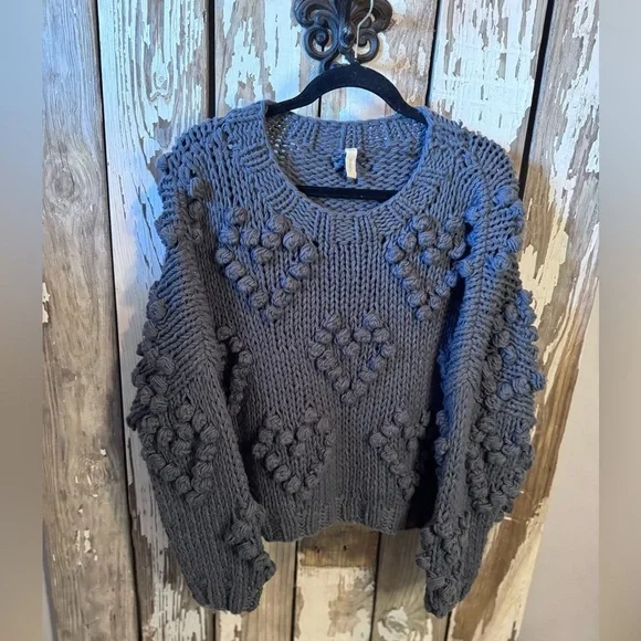 Wishlist Heart sweater S/M dark gray Valentines Day knit Pom Pom Sweater - Picture 4 of 16